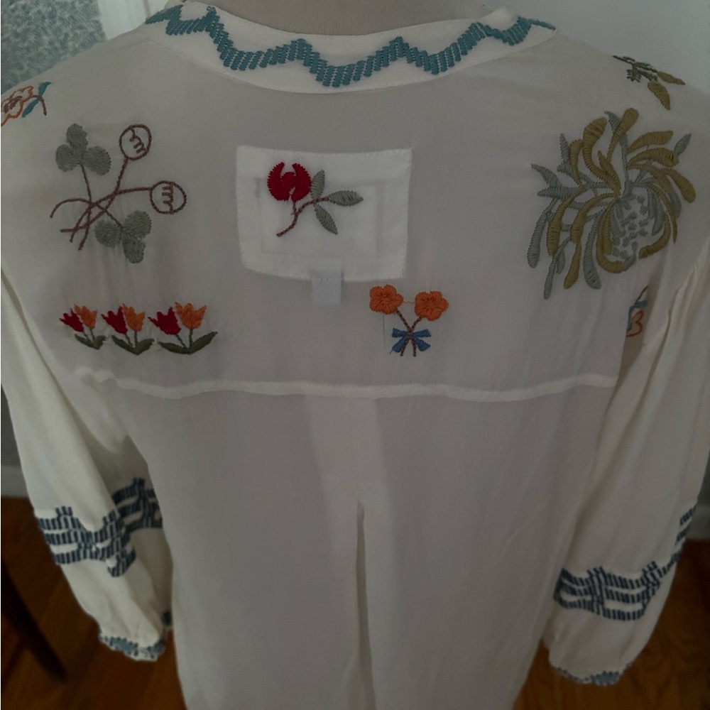 Johnny Was Embroidered White Tunic with Multicolor Patterns - Picture 4 of 13
